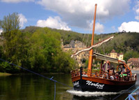 Gabarre on the Dordogne